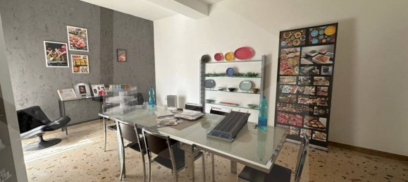 2 Schlafzimmer Wohnung in Avezzano, Italy, Nr. 30480 8