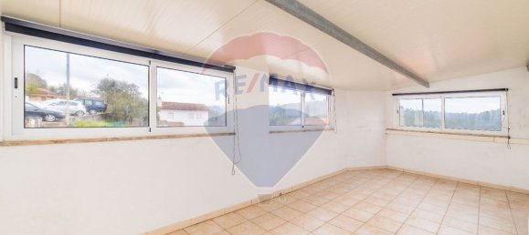 3 bedrooms House in Coimbra, Portugal No. 32370 8