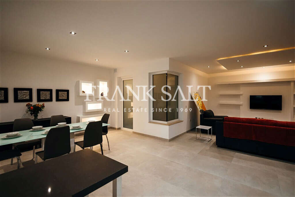 4 غرف نوم طابقين في Zebbug, Malta رقم 4066