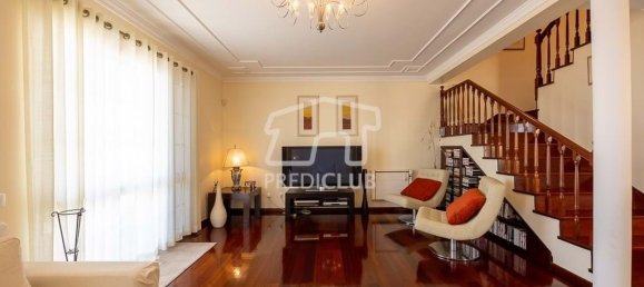 Villa de 3 dormitorios en Funchal, Portugal No. 305484 8