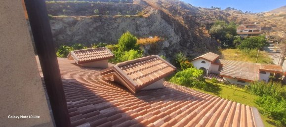 8 rooms Villa in Melito di Porto Salvo, Italy No. 284041 10