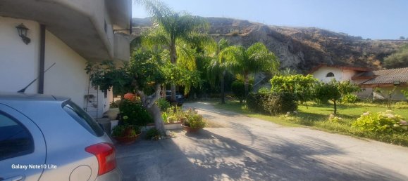 8 rooms Villa in Melito di Porto Salvo, Italy No. 284041 4