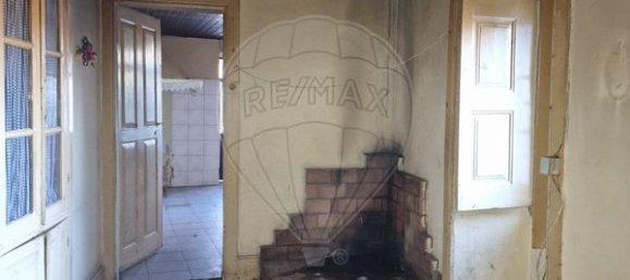 3 bedrooms House in Alijo, Portugal No. 184317 10