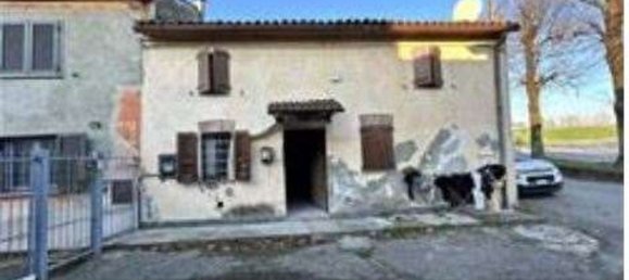 Casa de 4 habitaciónes en Castel San Giovanni, Italy No. 285057 3