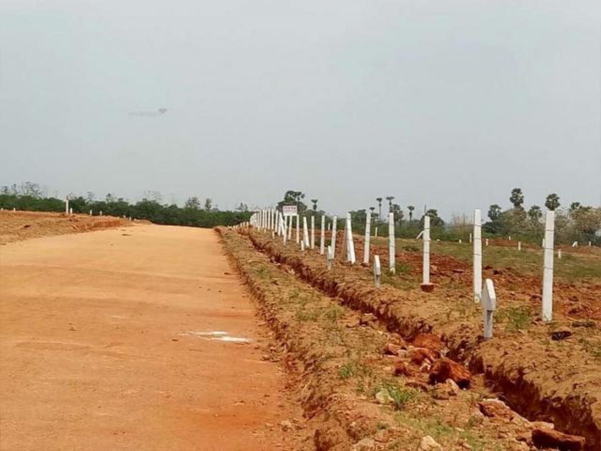  Land in Visakhapatnam, India No. 33170