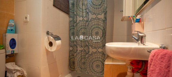 Apartamento de 3 dormitorios en L'Hospitalet de Llobregat, Spain No. 85215 11