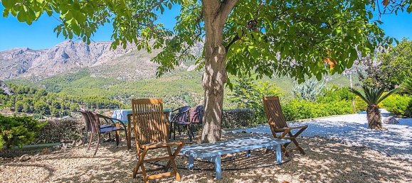 4 bedrooms House in Guadalest, Spain No. 4448 15