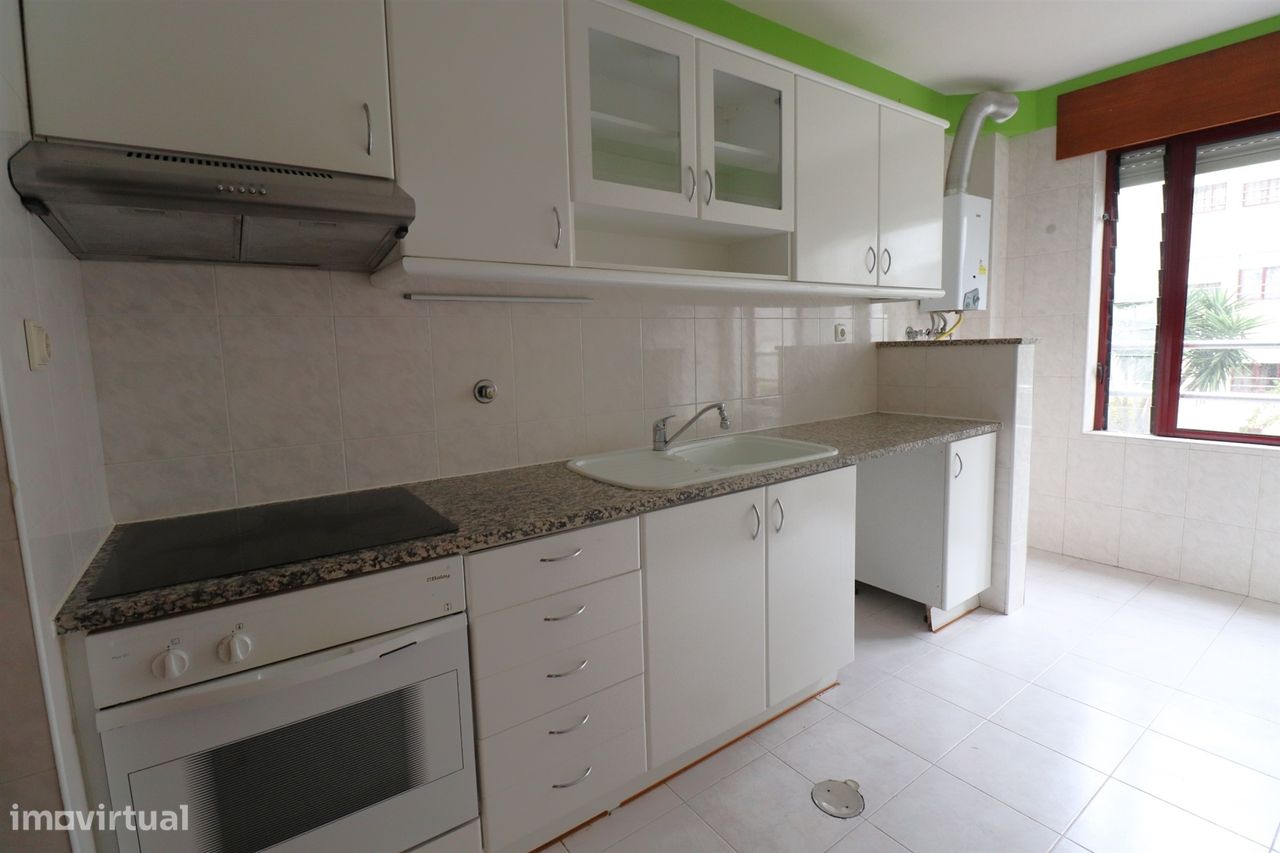 3 bedrooms Apartment in Avintes, Portugal No. 70500