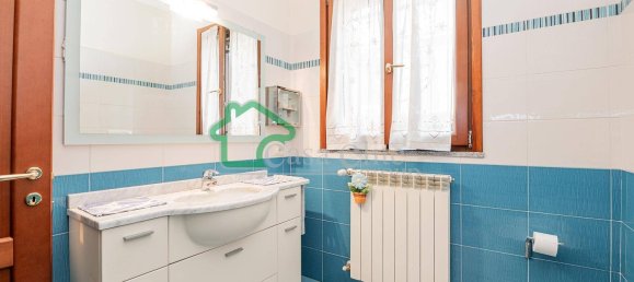 Вилла с 6 комнатами в Казалетто Чередано, Италия № 188492 45