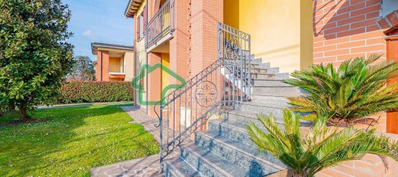 Вилла с 6 комнатами в Казалетто Чередано, Италия № 188492 2