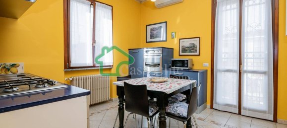 Вилла с 6 комнатами в Казалетто Чередано, Италия № 188492 11