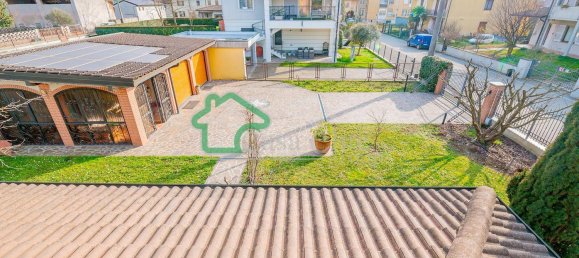 Вилла с 6 комнатами в Казалетто Чередано, Италия № 188492 36