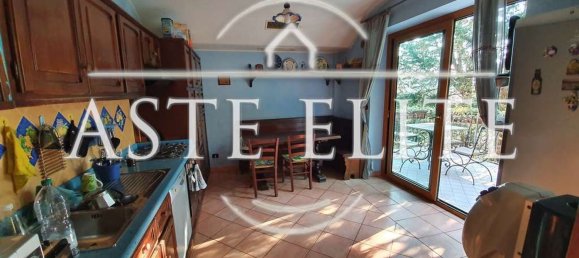 15 rooms House in Frosinone, Italy No. 28455 2