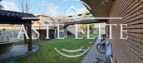 15 rooms House in Frosinone, Italy No. 28455 5