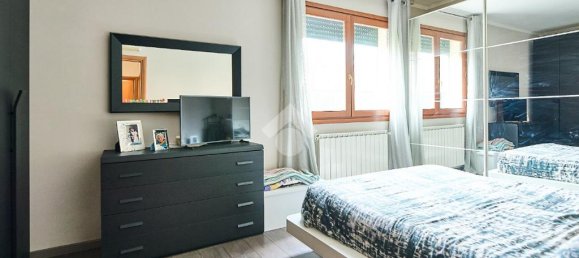 2 Schlafzimmer Wohnung in Zelo Buon Persico, Italy, Nr. 54705 28