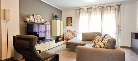 2 Schlafzimmer Wohnung in Zelo Buon Persico, Italy, Nr. 54705 5