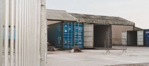 Lagerhaus in Elmas, Italy 2027m², Nr. 27408 32