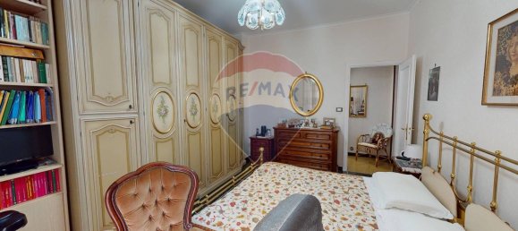 4 rooms Apartment in Genoa, Italy No. 77168 9