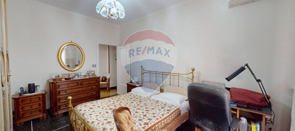 4 rooms Apartment in Genoa, Italy No. 77168 8