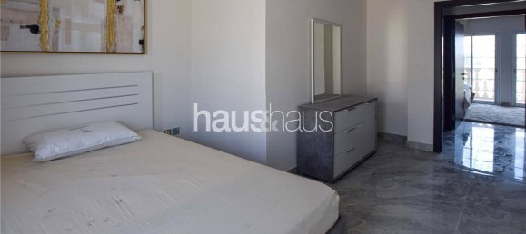 Moradia em banda T2 em Jumeirah Village Triangle, UAE N.º 99176 6