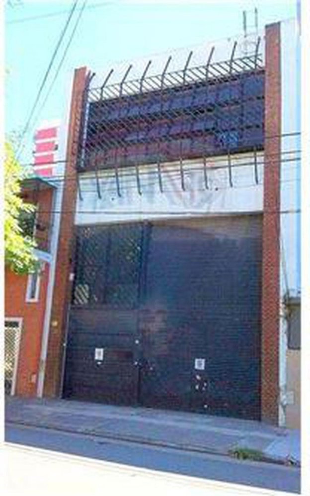 372m² Commercial property in Buenos Aires, Argentina No. 110151