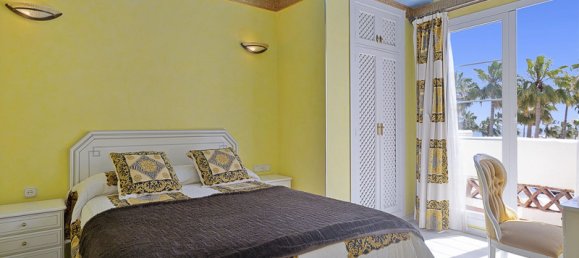 Apartamento de 2 dormitorios en Benalmádena, Spain No. 106284 3