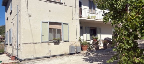 6 bedrooms Apartment in Gualdo Tadino, Italy No. 370795 31