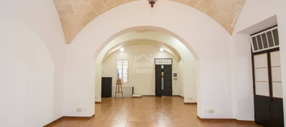 244m² Commercial property in Ciutadella De Menorca, Spain No. 2061 19
