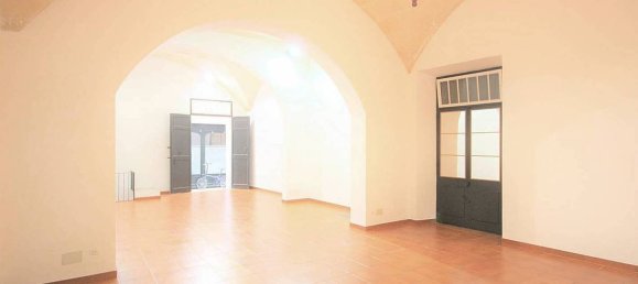 244m² Commercial property in Ciutadella De Menorca, Spain No. 2061 18