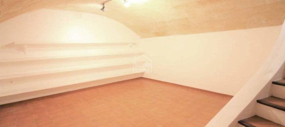244m² Commercial property in Ciutadella De Menorca, Spain No. 2061 3