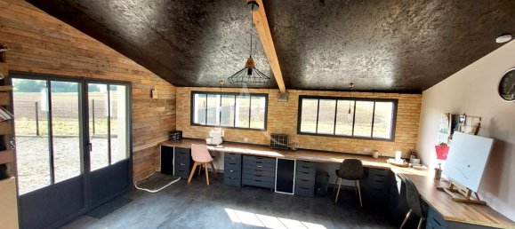 5 bedrooms House in Montaigu-Vendee, France No. 203031 7