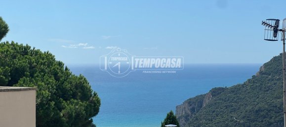 3 bedrooms Duplex in Finale Ligure, Italy No. 318423 2