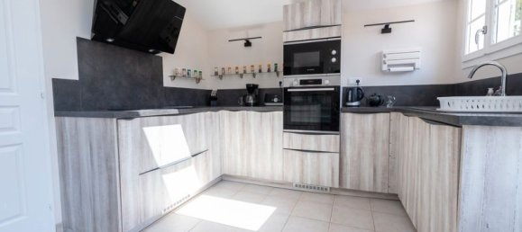 Casa de 2 dormitorios en Marennes, France No. 291934 3