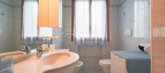 2 bedrooms Apartment in San Lazzaro di Savena, Italy No. 26600 35