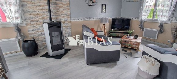 4 bedrooms House in Seine-Maritime, France No. 357163 7