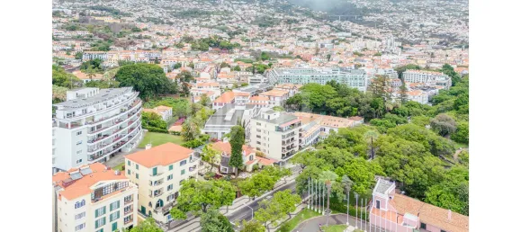 Casa de 4 dormitorios en Funchal, Portugal No. 146312 40