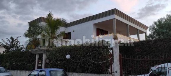 8 Schlafzimmer Villa in Trani, Italy, Nr. 346947 3