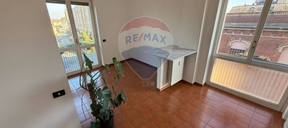 Apartamento de 3 dormitorios en Legnano, Italy No. 126887 35