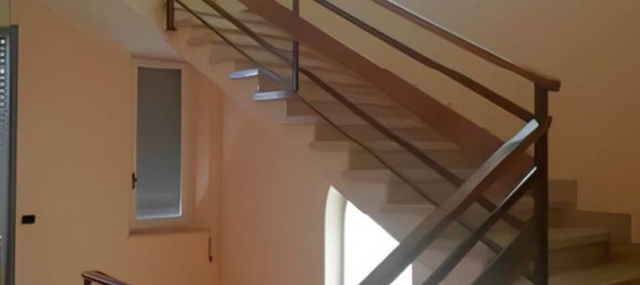 Вилла с 4 спальнями в Вальброна, Италия № 2834 4