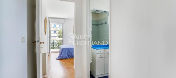 Apartamento de 3 dormitorios en Courbevoie, France No. 299601 10