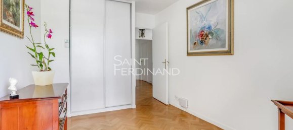 Apartamento de 3 dormitorios en Courbevoie, France No. 299601 13