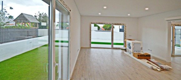 3 Schlafzimmer Villa in Setubal, Portugal, Nr. 132182 8