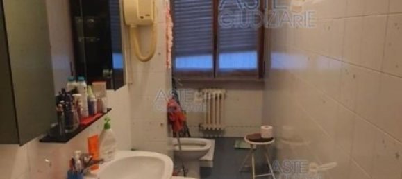 7-salle Appartement à Teramo, Italy No. 25717 11