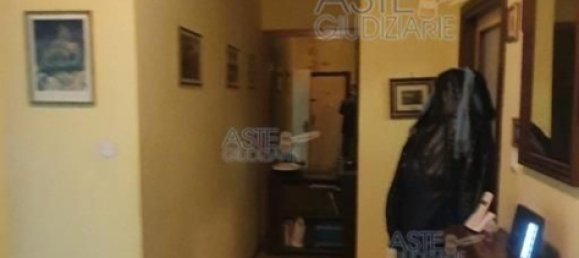 7-salle Appartement à Teramo, Italy No. 25717 16