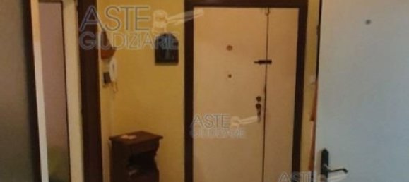 7-salle Appartement à Teramo, Italy No. 25717 15