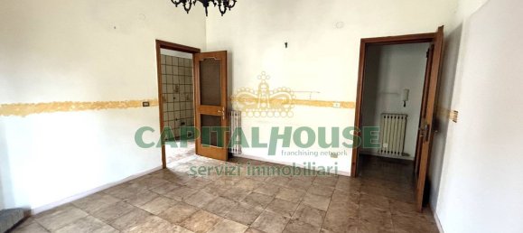 3 rooms House in Forino, Italy No. 32674 3