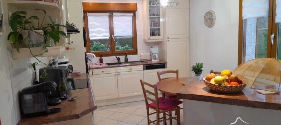 Casa de 3 dormitorios en Fontaine-les-Vervins, France No. 53161 9