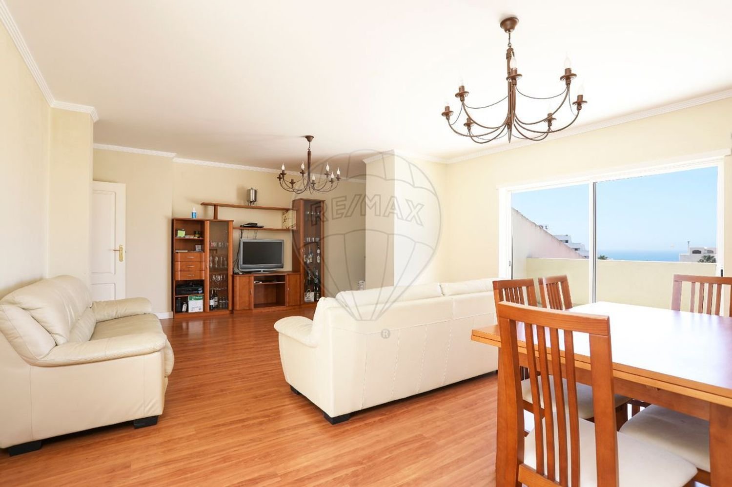 Apartamento de 3 dormitorios en Albufeira, Portugal No. 40156