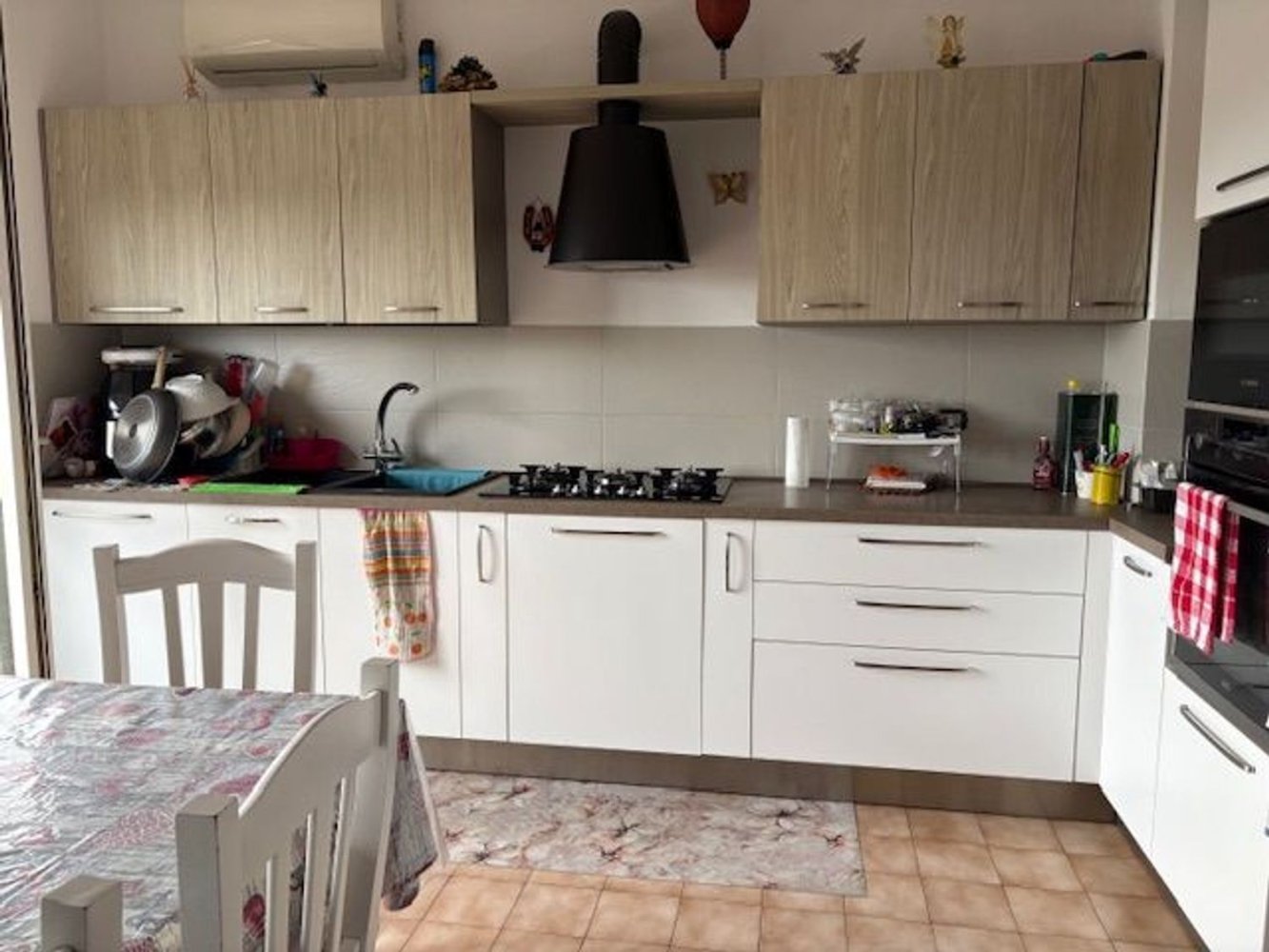 3 bedrooms Apartment in Piacenza, Italy No. 345995