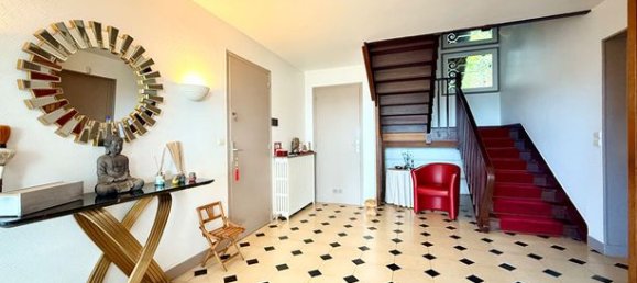 5 bedrooms House in Fecamp, France No. 353630 2